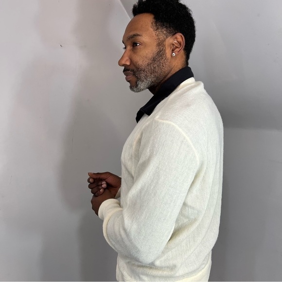 Vintage Izod Neutral Knit Cardigan Classic Stretchy White Sweater Large V Neck - Picture 10 of 14